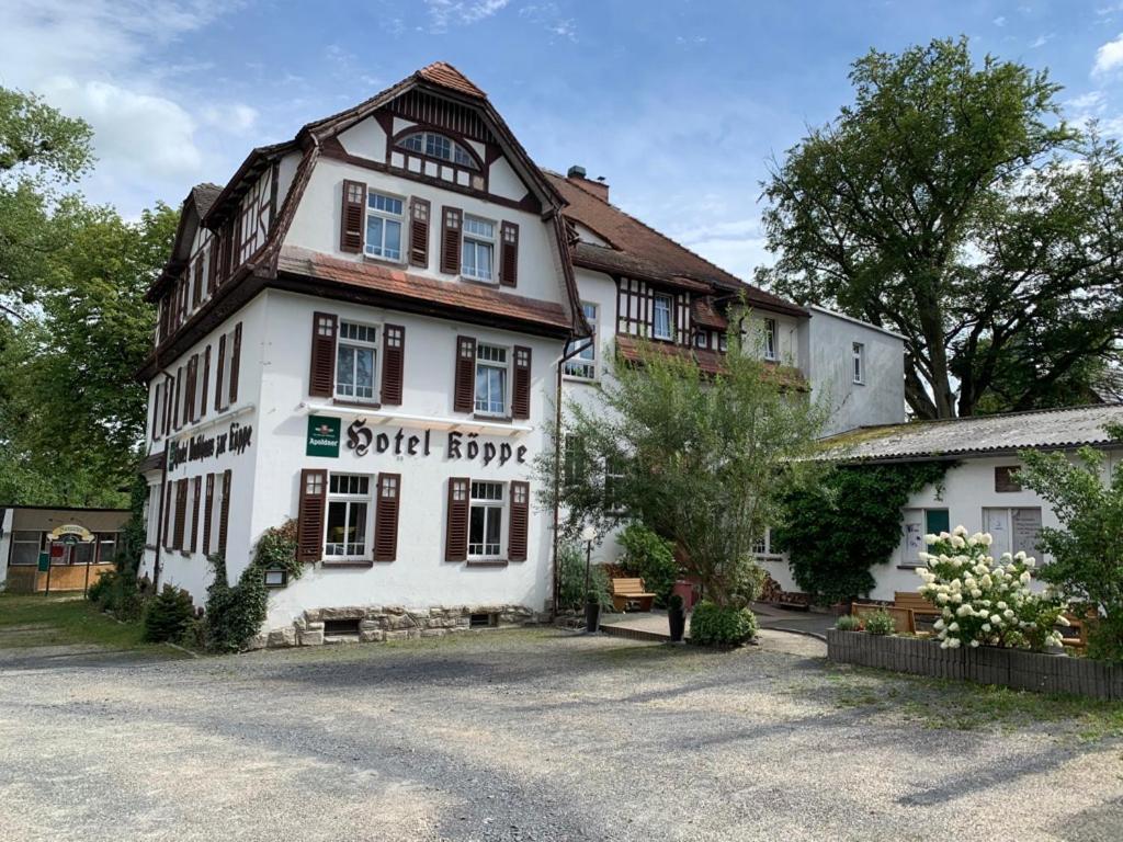 Hotel Zur Koeppe Bad Klosterlausnitz Eksteriør billede